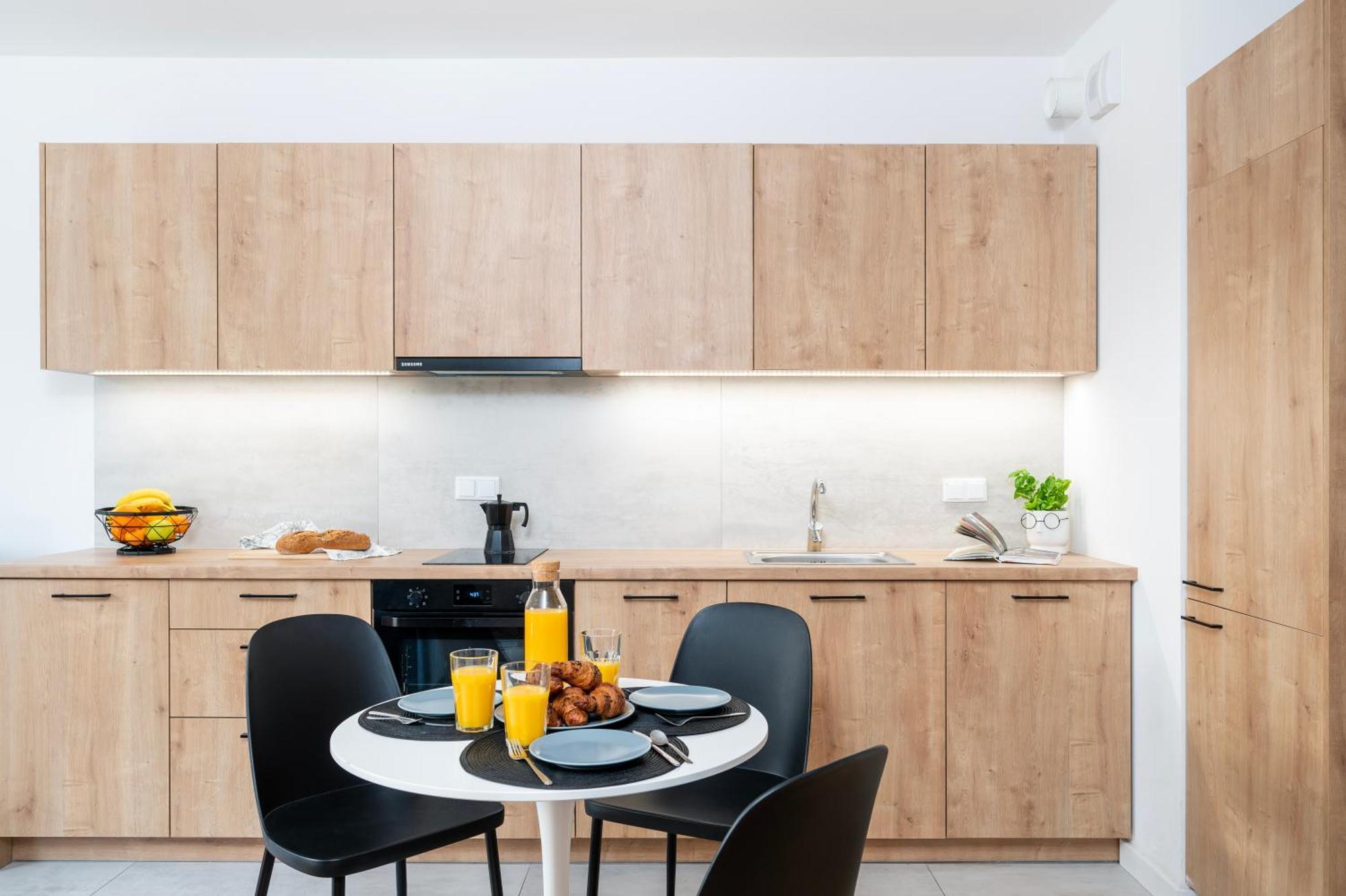 Komfortowe Apartamenty Z Garazem Na Milionowej Лодзь Экстерьер фото